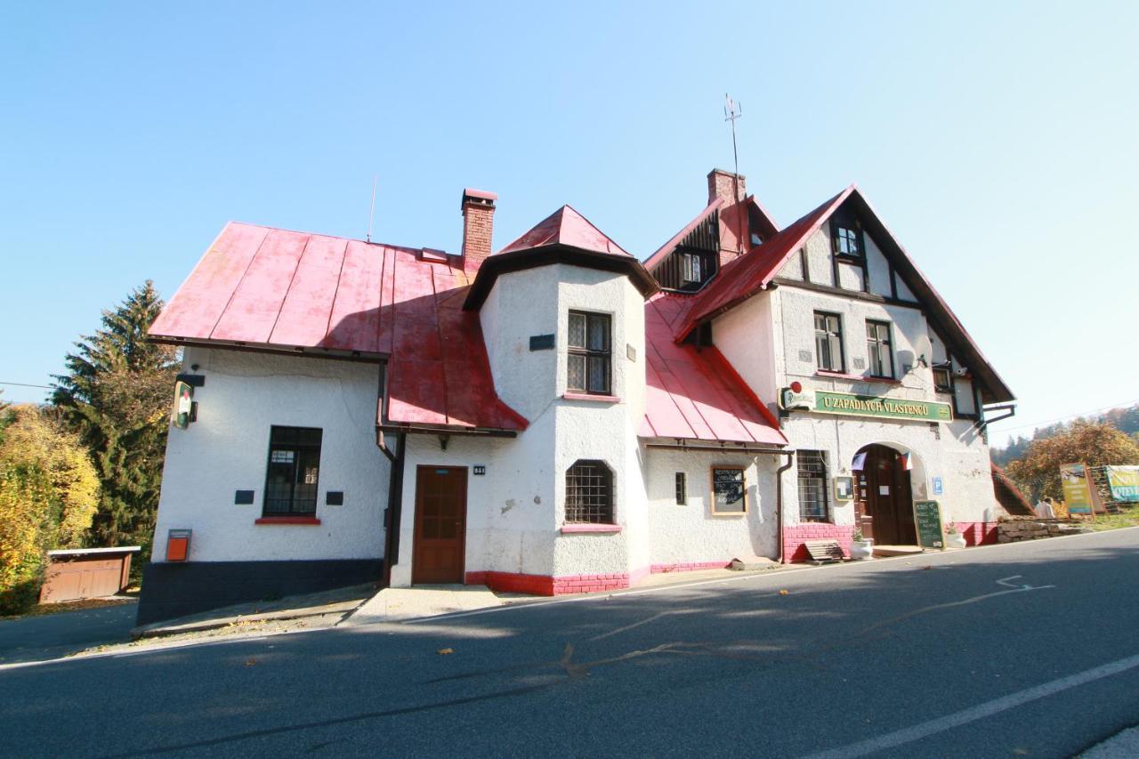 Penzion Paseky U Zapadlych Vlastencu Экстерьер фото