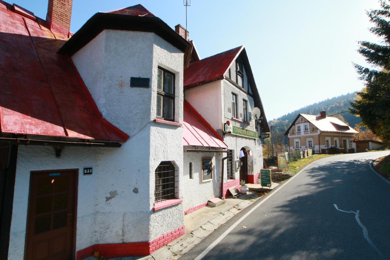 Penzion Paseky U Zapadlych Vlastencu Экстерьер фото